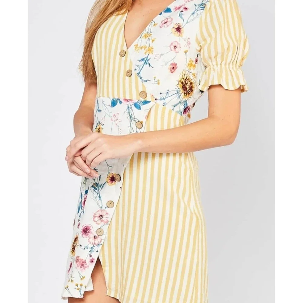 Entro Colorblock Floral Stripe‎ Mini Dress Button Front V Neck Short Sleeve Sz M
